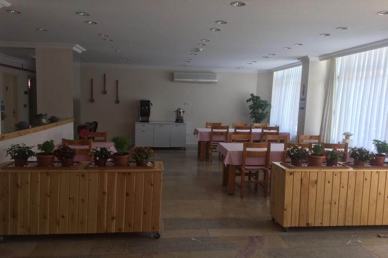 Uenver Hotel 阿达纳 外观 照片