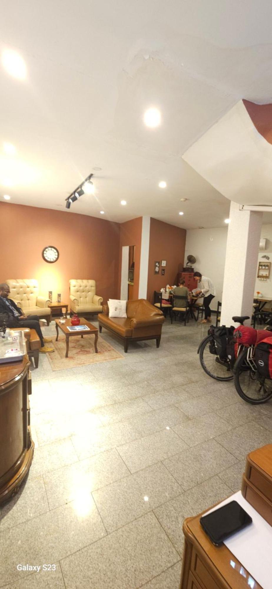 Uenver Hotel 阿达纳 外观 照片