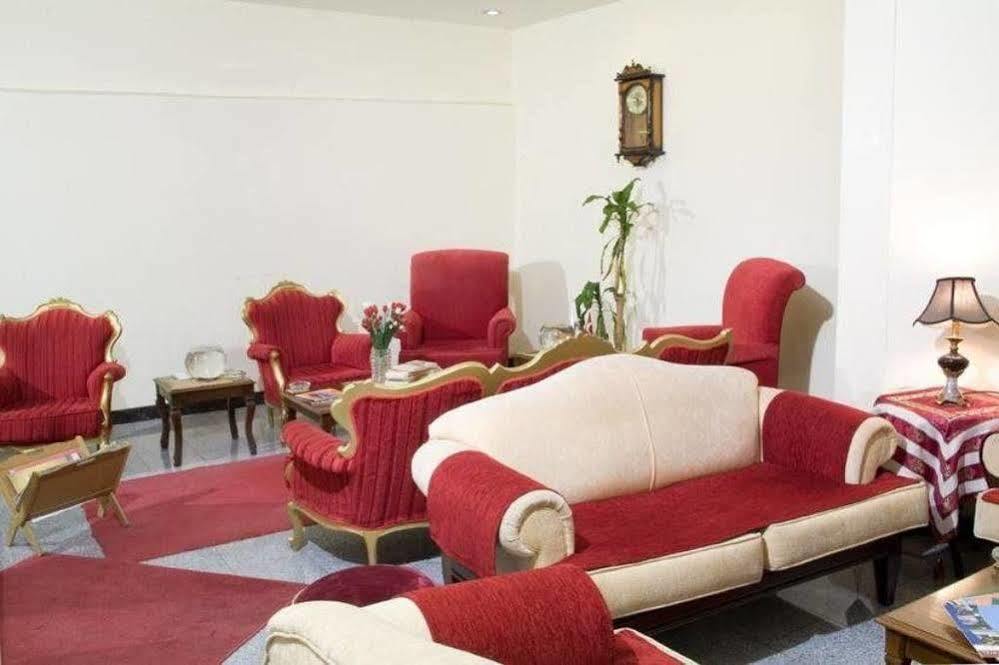 Uenver Hotel 阿达纳 外观 照片