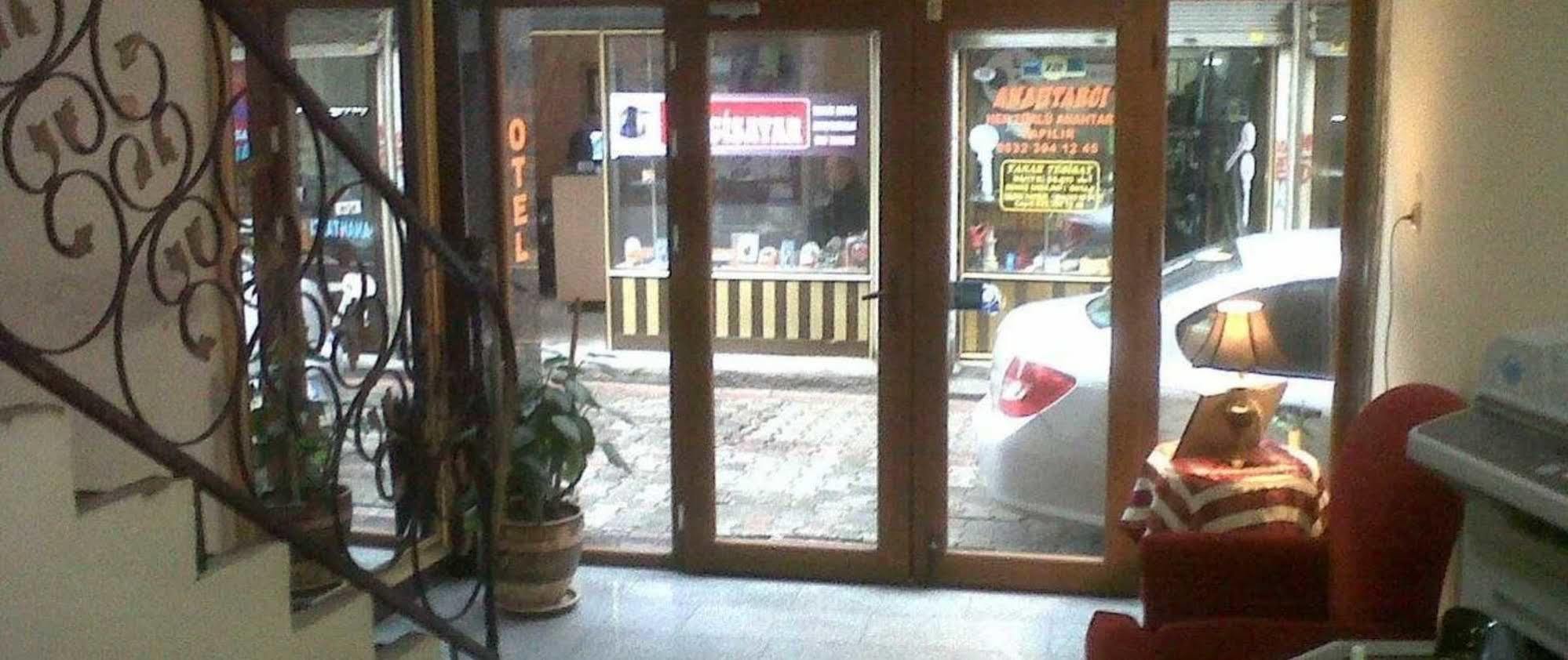 Uenver Hotel 阿达纳 外观 照片