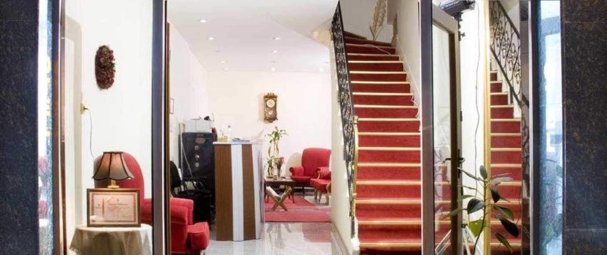 Uenver Hotel 阿达纳 外观 照片